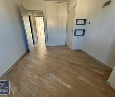 Location Appartement 3 pièces 67m² VALENCE 26000 - Photo 2