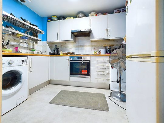 200 Lampton Road, Hounslow - 1 bedroomProperty for lettings - Chasebuchanan - Photo 1