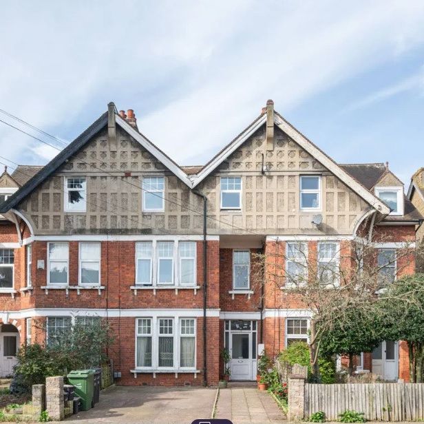 Conyers Road, SW16, London - Photo 1