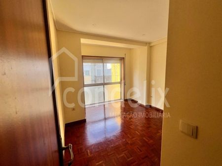 Apartamento T2+1 em Porto - Photo 2