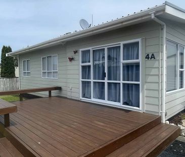 Little Gem - Photo 2