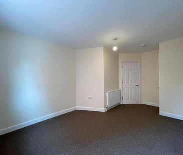 Londesborough Road, Scarborough, YO12 - Photo 2