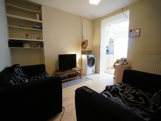 11 St Paul's Terrace - Photo 1