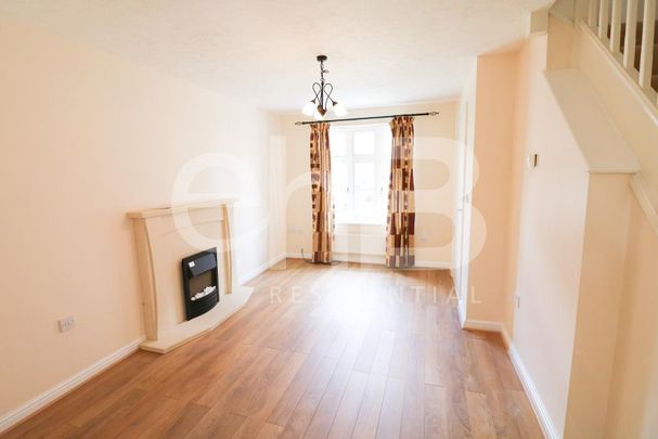 Lee Meadowe, Chase Meadow, Warwick - Photo 1