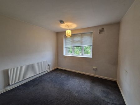 3 Bed Maisonette, Melford Court, SE22 - Photo 3