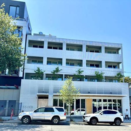 Large sustainable studio with balcony in newer building - Photo 1