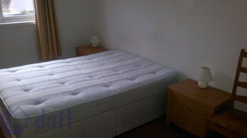 Three bed house , Clontarf - Photo 1