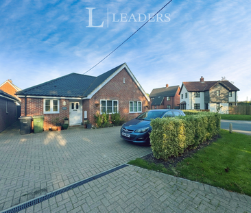 3 bedroom bungalow to rent - Photo 1
