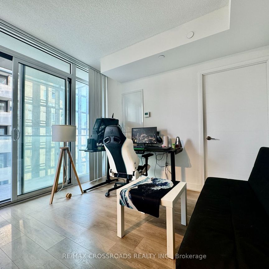 For Lease - 50 WELLESLEY Street Unit# 3711, Toronto, Ontario - Photo 1
