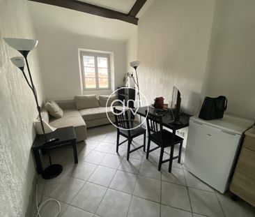 A LOUER T2 MEUBLE / HAUTE-VILLE TOULON - Photo 4