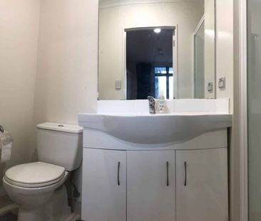 Covenience Fringe Living - Location, Lifestyle & Convenience - Photo 2