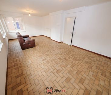 Appartement met autostandplaats in het centrum van Bilzen - Foto 3