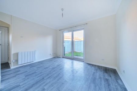 1 bedroom end of terrace house to rent - Photo 2