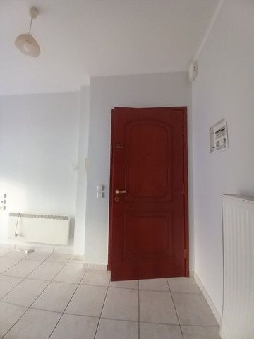 Studio/Γκαρσονιέρα για ενοικίαση Κυψέλη (Πάτρα) - Photo 3