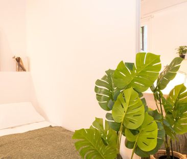 Carrer Gran de Gràcia, Barcelona, Catalonia 08012 - Photo 6