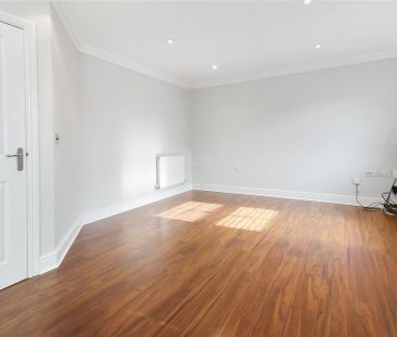 4 bedroom detached house to rent - Photo 1