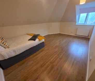 2 bedroom flat to rent - Photo 6