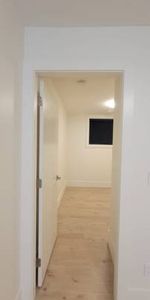 1 bedroom for rent in a 2 bedroom suite - Photo 4