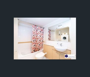 Tidy apartment in the heart of Perth CBD - Photo 5