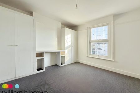 Rosemary Road West - Photo 4