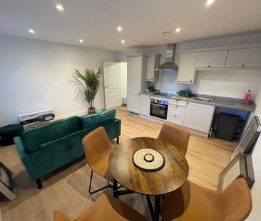 2 Bed Flat, Liverpool, L17 - Photo 2