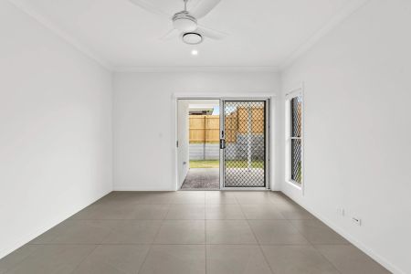 Brand New Hamptons-Inspired Home - Luxury, Lifestyle & Location - Photo 3