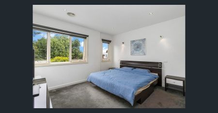 Exceptional Family Living in the Heart of Newport - Photo 4