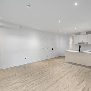 Nouveau 5 1/2 à louer — à deux pas du R.E.M. Deux-Montagnes! - Photo 2