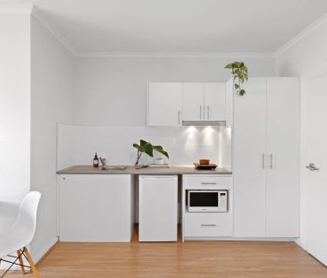 Delightful unit at 'Annandale Lodge' - Photo 2