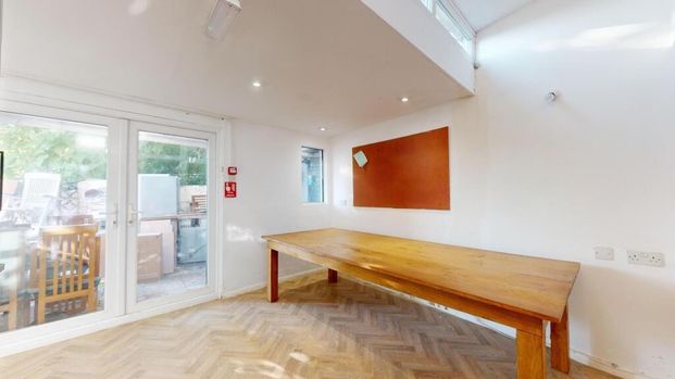 5 Bed Terraced House, Langham Road, N15 - Photo 1