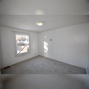 Belgravia 5 Bed 2 Bath House For Rent UofA YEG - Photo 3