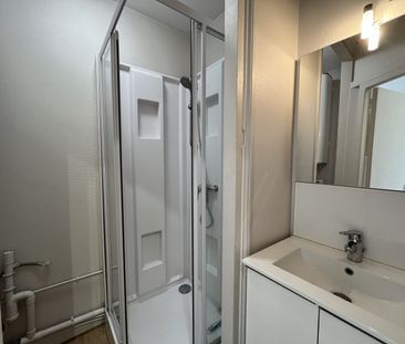 Location Appartement 2 pièces 35m² LILLE 59000 - Photo 5