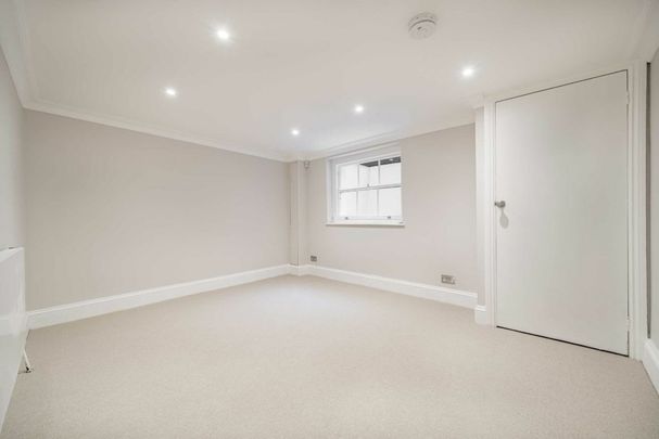 Little Chester Street, SW1X, London - Photo 1