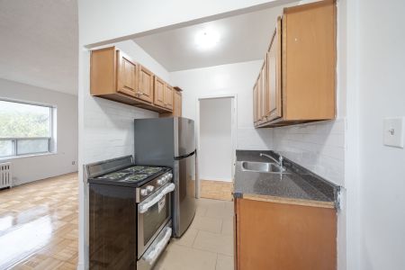 For Lease - 156 Kingston Road Unit# 8, Toronto, Ontario - Photo 5