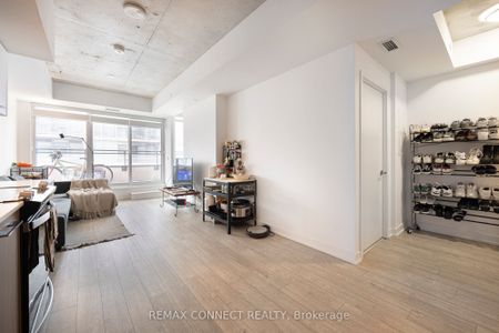 Riverside Square Lofts 15-45 , #501 - Photo 5