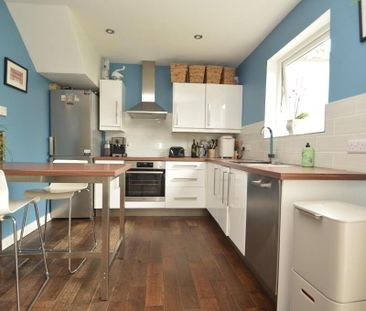 30 Rochester Road, Belfast, BT6 9LJ - Photo 6