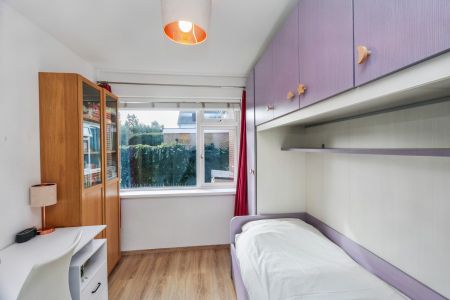 Hook Road, Surbiton, KT6 - Photo 2