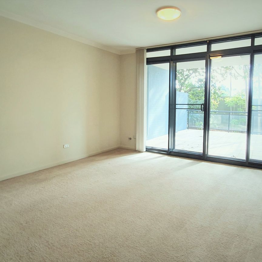 2 Bedroom Apartment For Leae - Photo 1