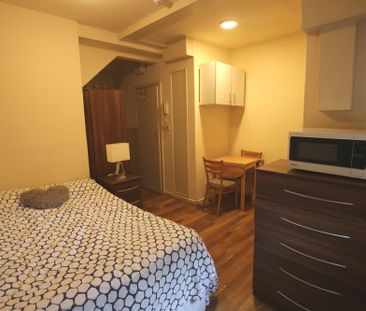 Studio to rent - Photo 1