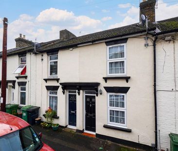 2 bedroom terraced house to rent - Photo 2