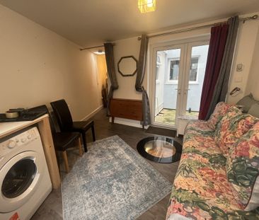 Crown Road, Great Yarmouth - Photo 2