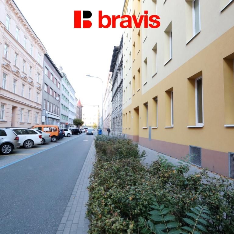 Pronájem bytu 1+kk 29 m2 - Photo 1