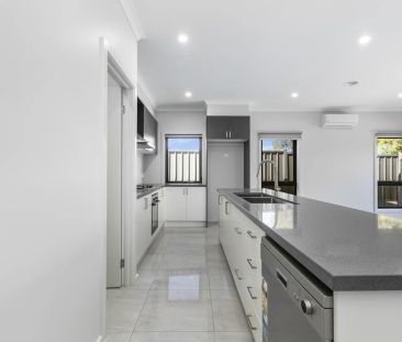 30A Shoalhaven Street, Werribee. - Photo 2