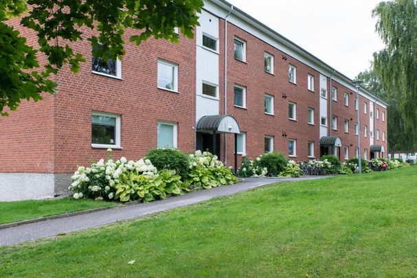 Skolvägen, Vagnhärad - Photo 1