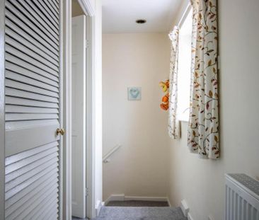 2 bedroom semi-detached house to rent - Photo 4