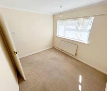 2 bedroom bungalow to rent Holme Close, Oakington, Cambridge, CB24 - Photo 4