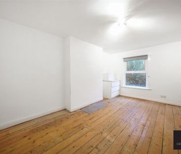 3 bedroom apartment to rent - Photo 4
