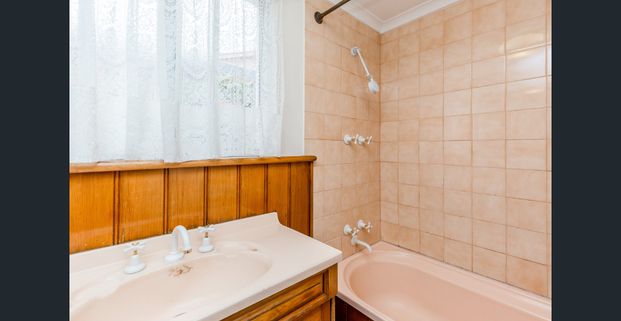 1910 Character Home in a Fantastic Location - Photo 1