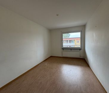 Dunderbacksvägen, Finspång - Photo 2