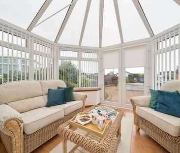 Glen Avenue, Largs, KA30 - Photo 1